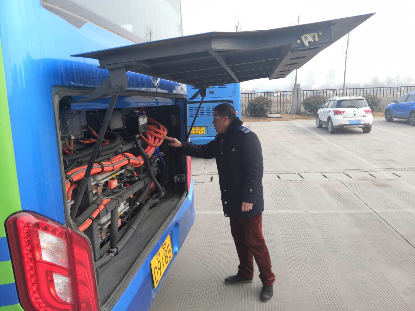 公交集團(tuán)公交事業(yè)一部開(kāi)展車輛機(jī)務(wù)專項(xiàng)檢查