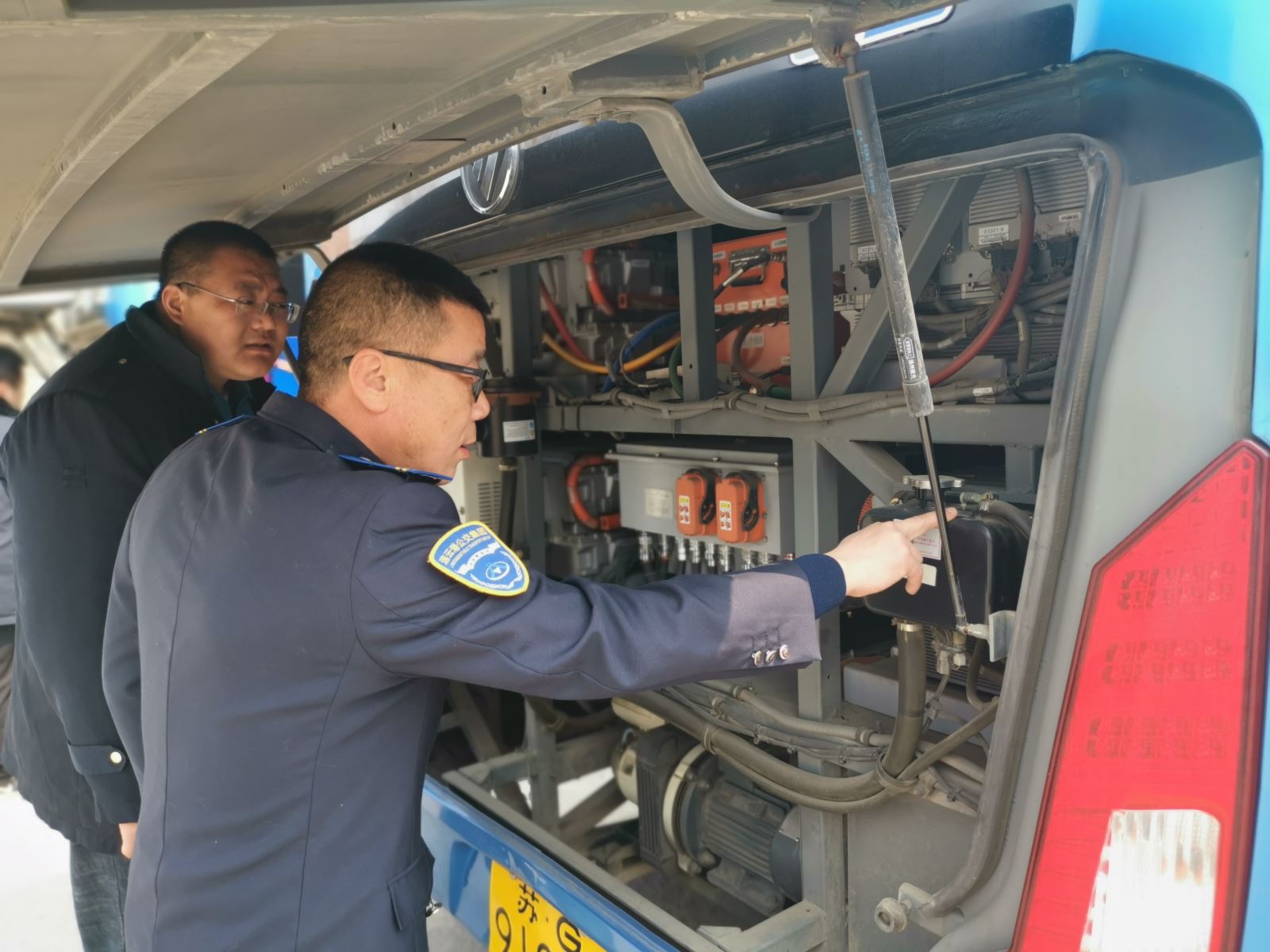 公交集團(tuán)公交事業(yè)一部 開展春季安全、機(jī)務(wù)、運(yùn)營聯(lián)合大檢查