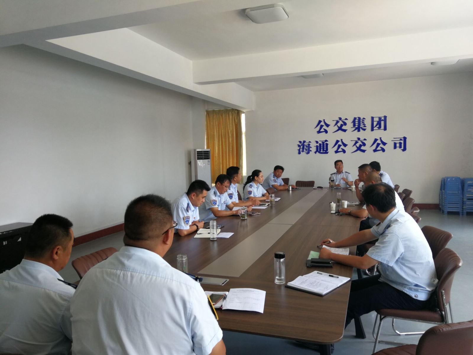 公交集團海通公交公司召開“夏季三送”專題會議