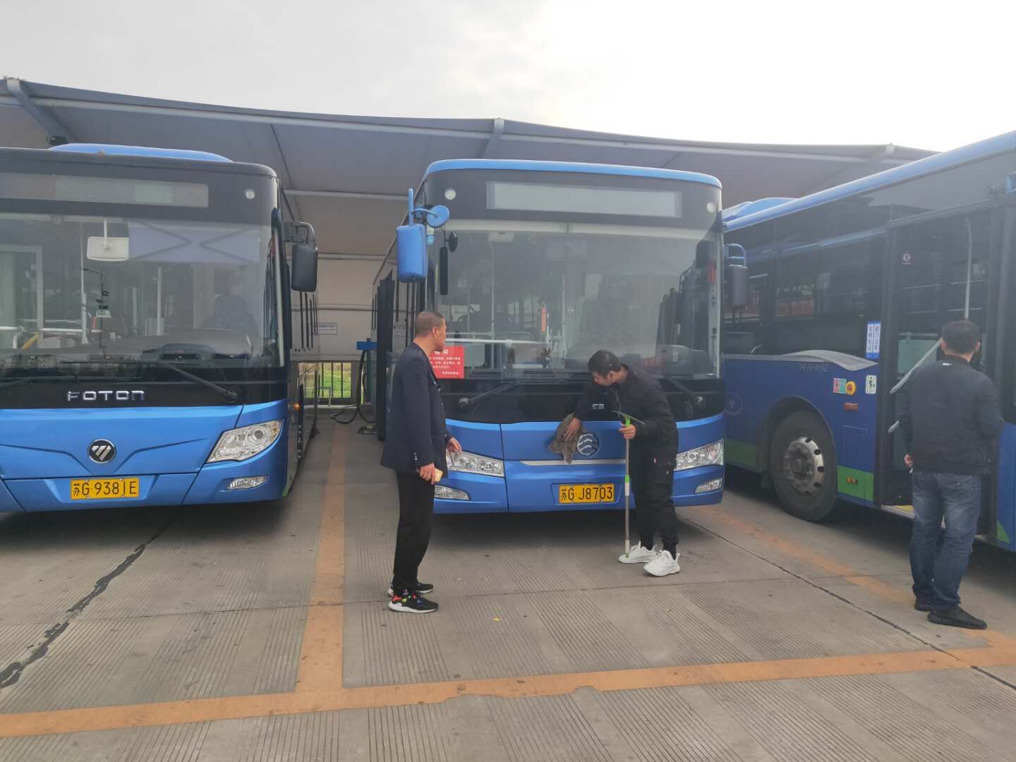 公交集團(tuán)公交事業(yè)一部開(kāi)展換季車輛專項(xiàng)檢查