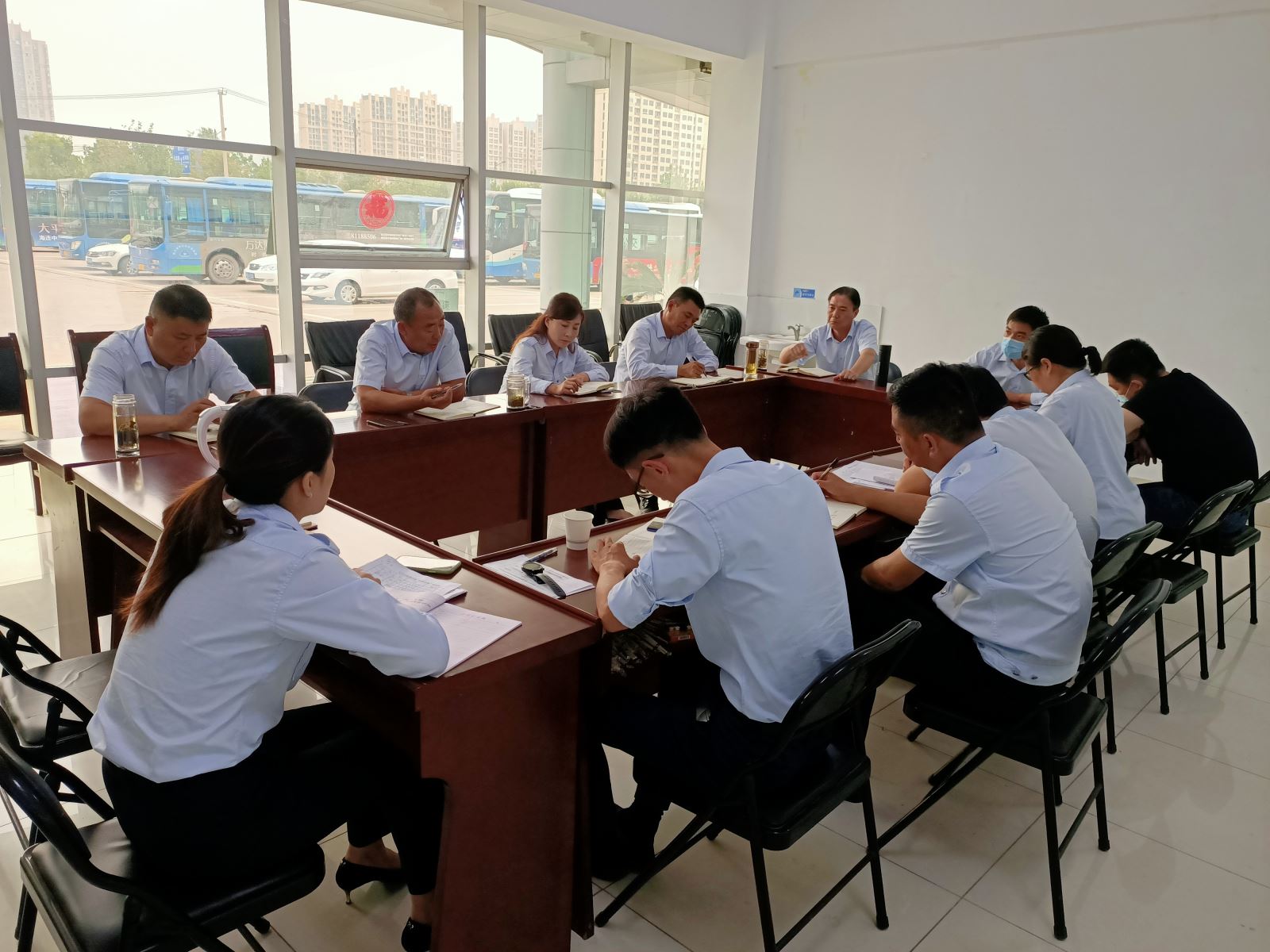 經(jīng)營(yíng)發(fā)展事業(yè)部召開(kāi)中秋國(guó)慶期間作風(fēng)建設(shè)專(zhuān)題會(huì)議