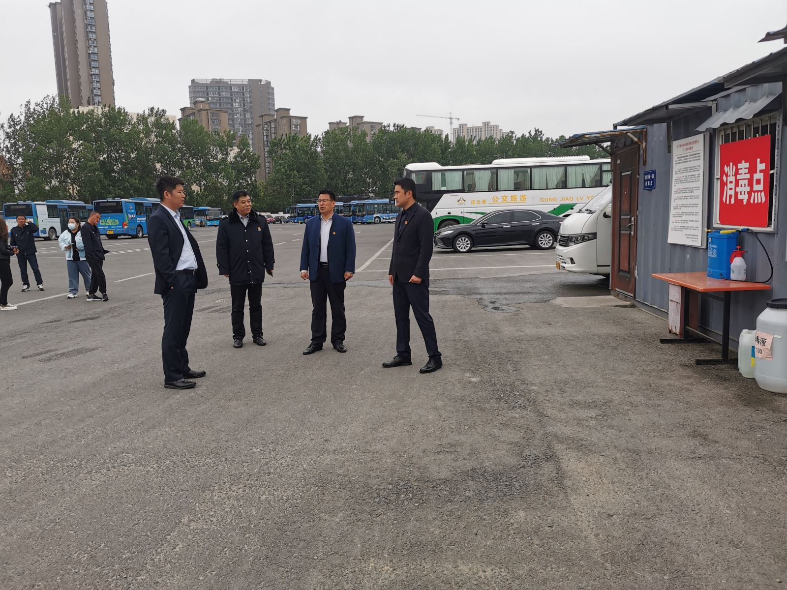 連云港市公交集團持續(xù)開展創(chuàng)衛(wèi)專項督查