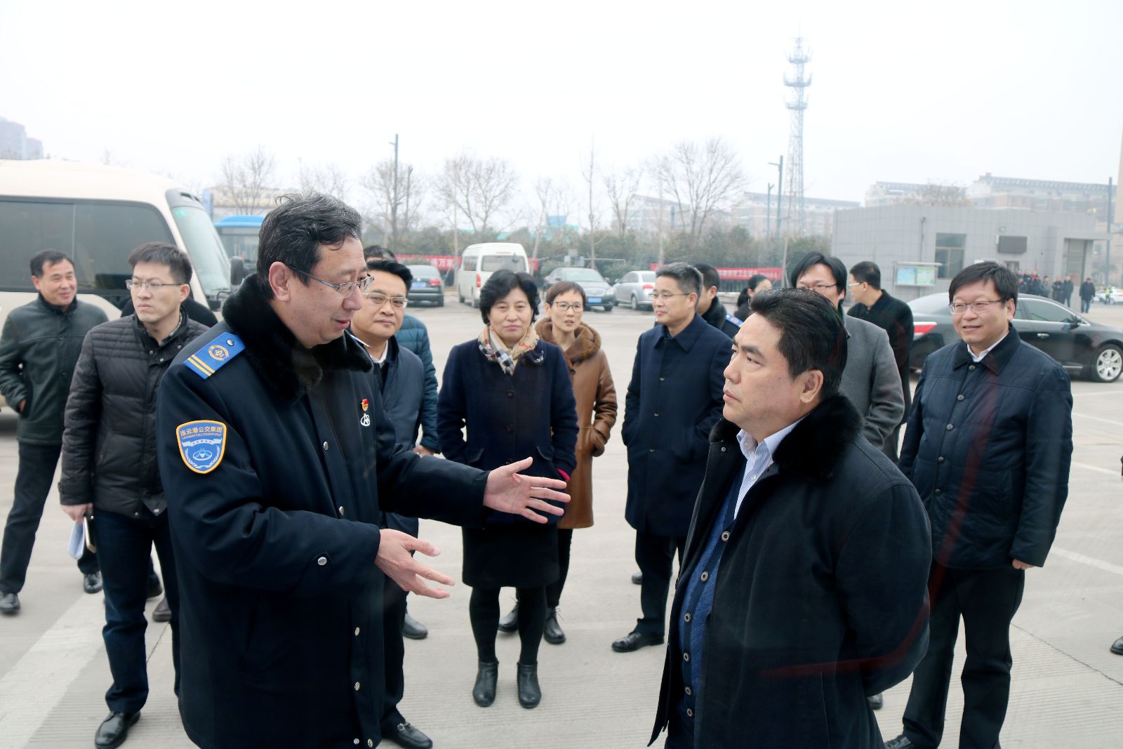 項(xiàng)雪龍市長一行赴公交集團(tuán)調(diào)研“方便連云港建設(shè)”