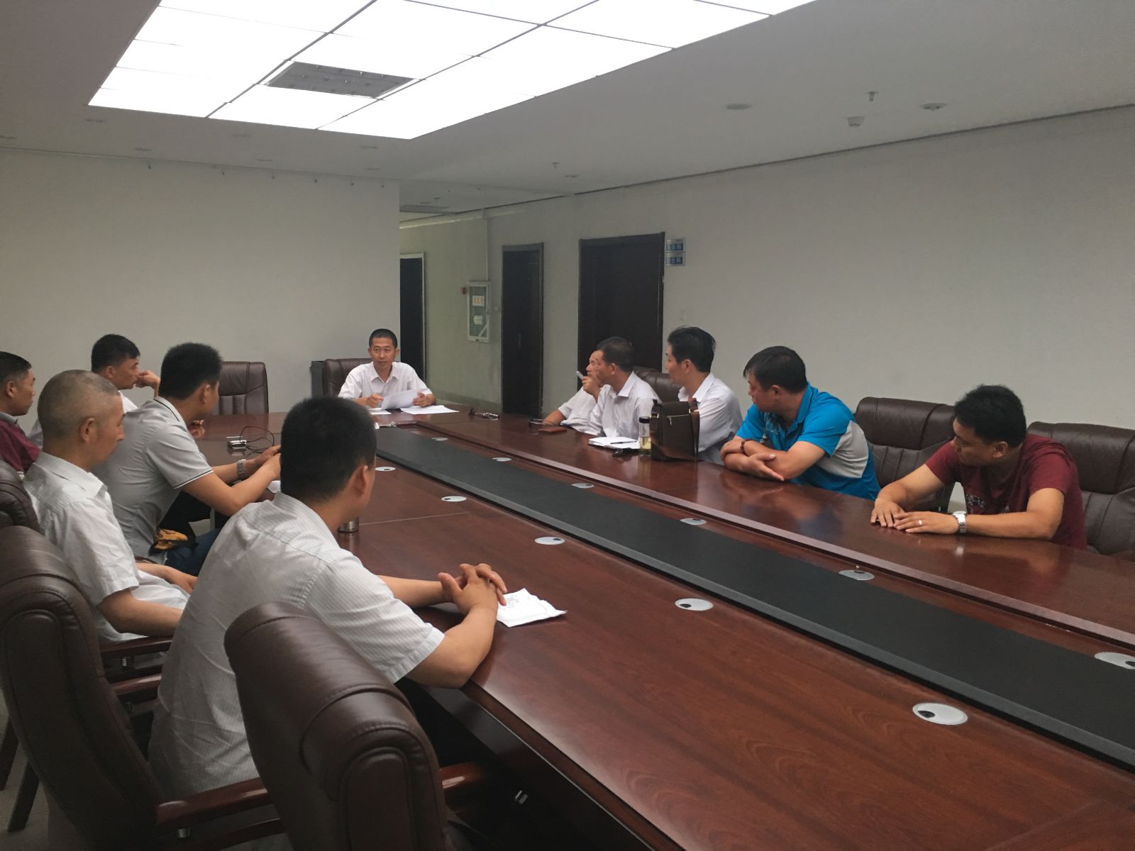 公交快速公司認(rèn)真開展駕駛員“一日三檢”操作技能競賽活動