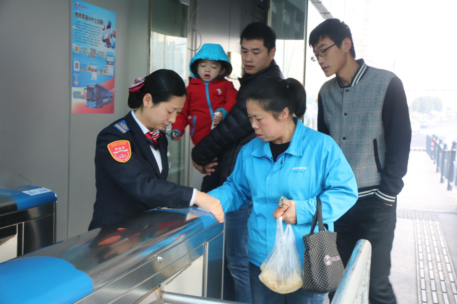 創(chuàng)文創(chuàng)衛(wèi)，我們一直在路上