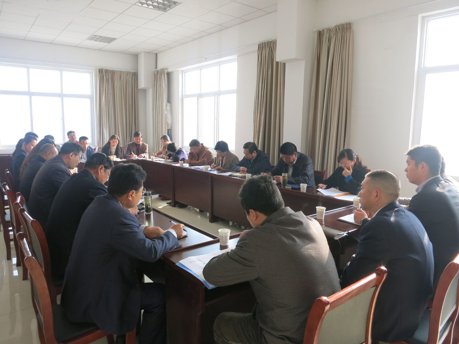 海通公交到傳媒公司和大浦保養(yǎng)廠開(kāi)展專題調(diào)研