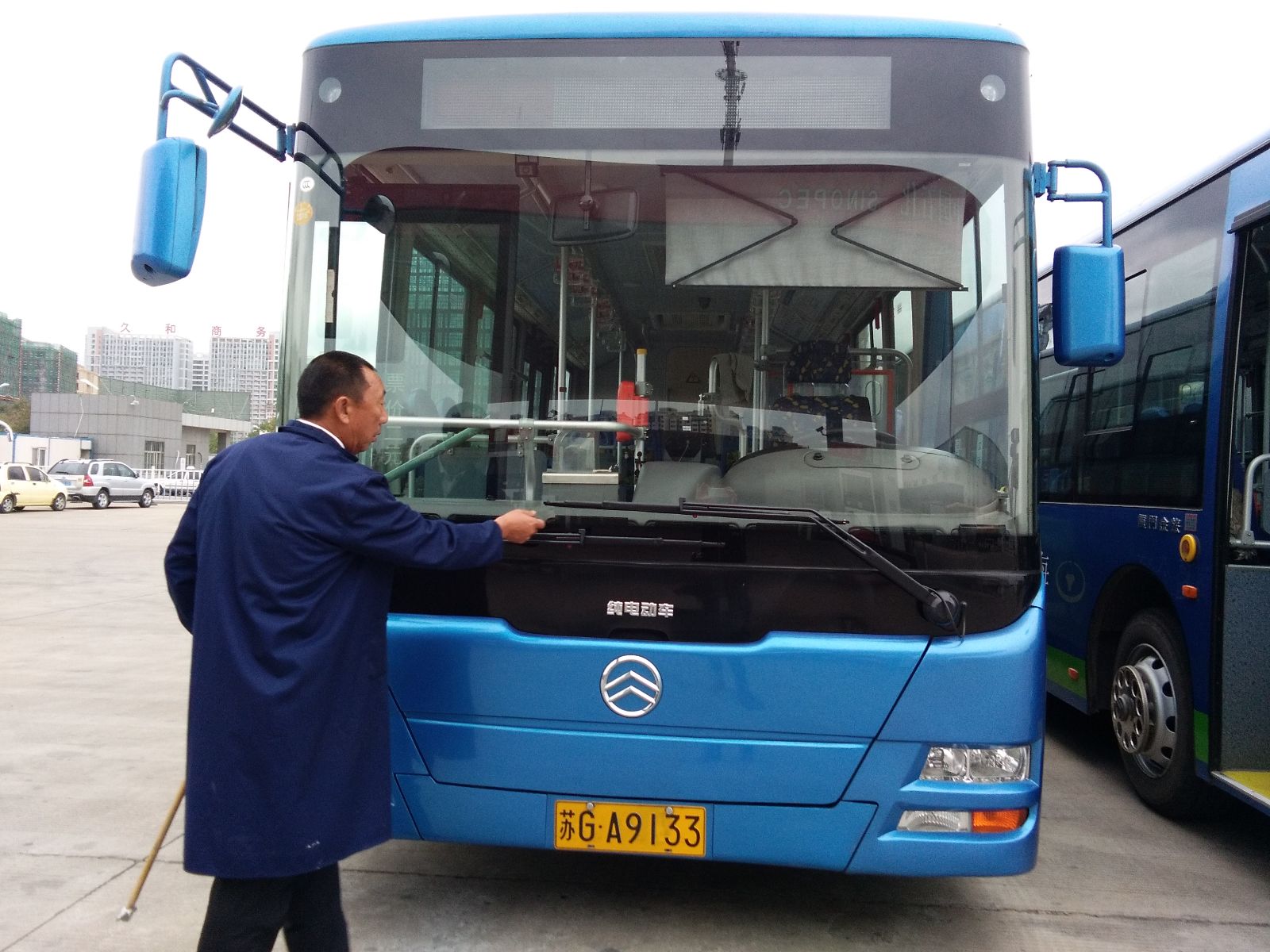 公交東部公司開展核應(yīng)急演練機(jī)務(wù)專項(xiàng)檢查