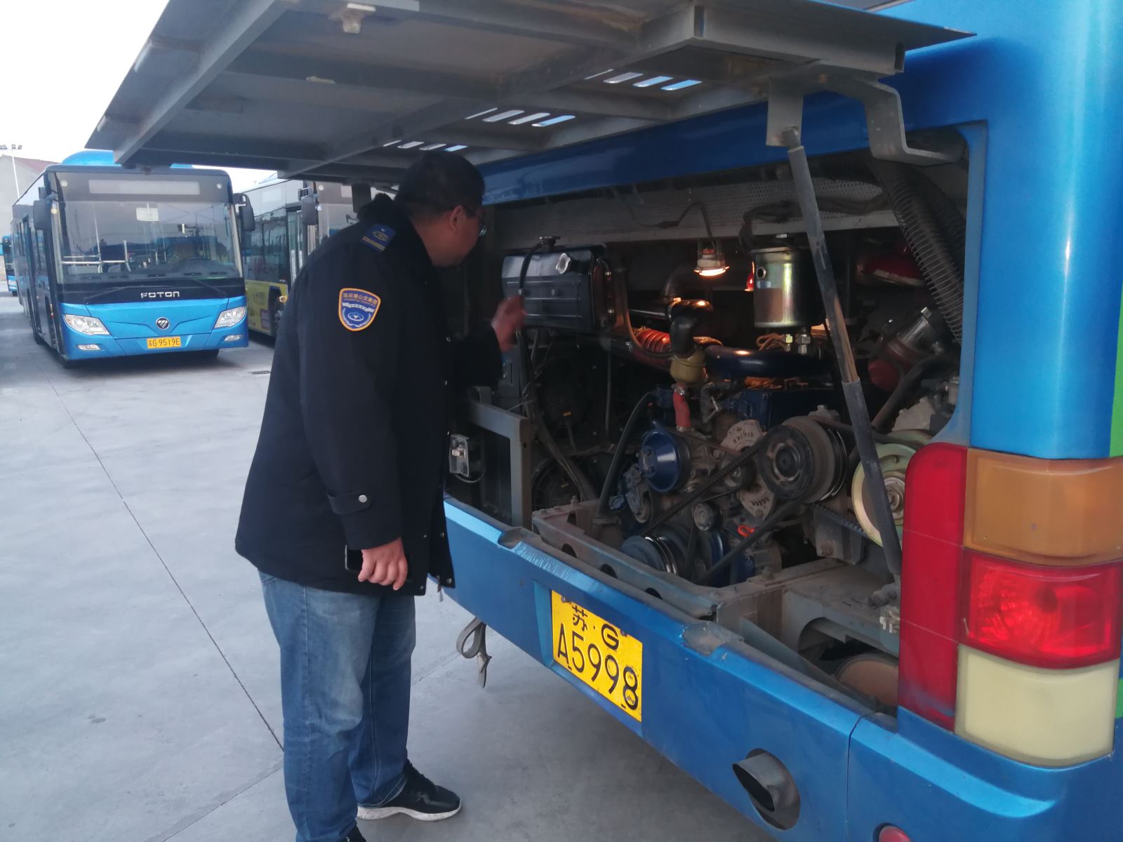 公交集團(tuán)公交事業(yè)一部開展運(yùn)營(yíng)、安全、機(jī)務(wù)隱患綜合大檢查