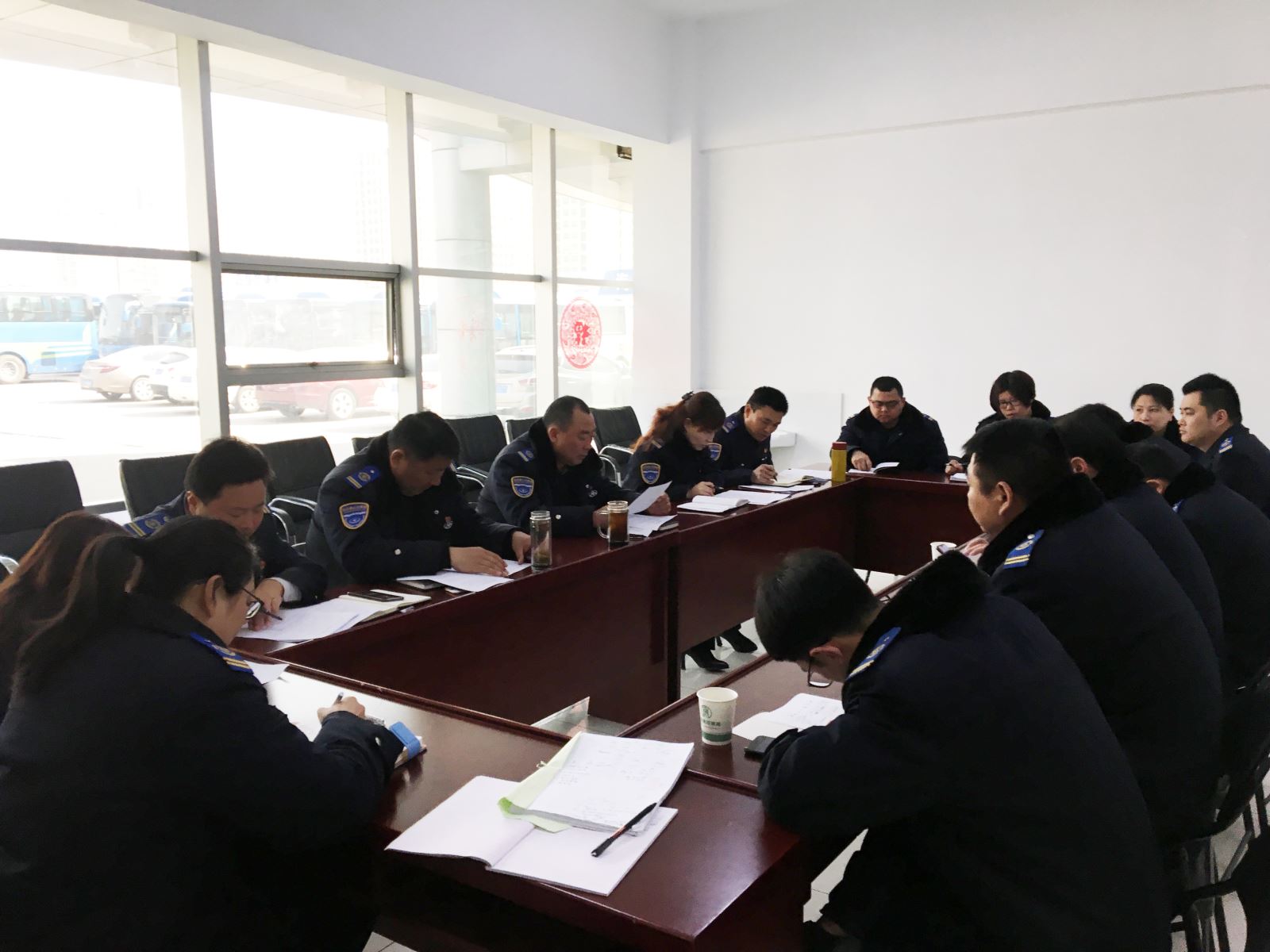 公交集團經營發(fā)展事業(yè)部扎實做好“清明節(jié)”期間黨風廉政建設工作