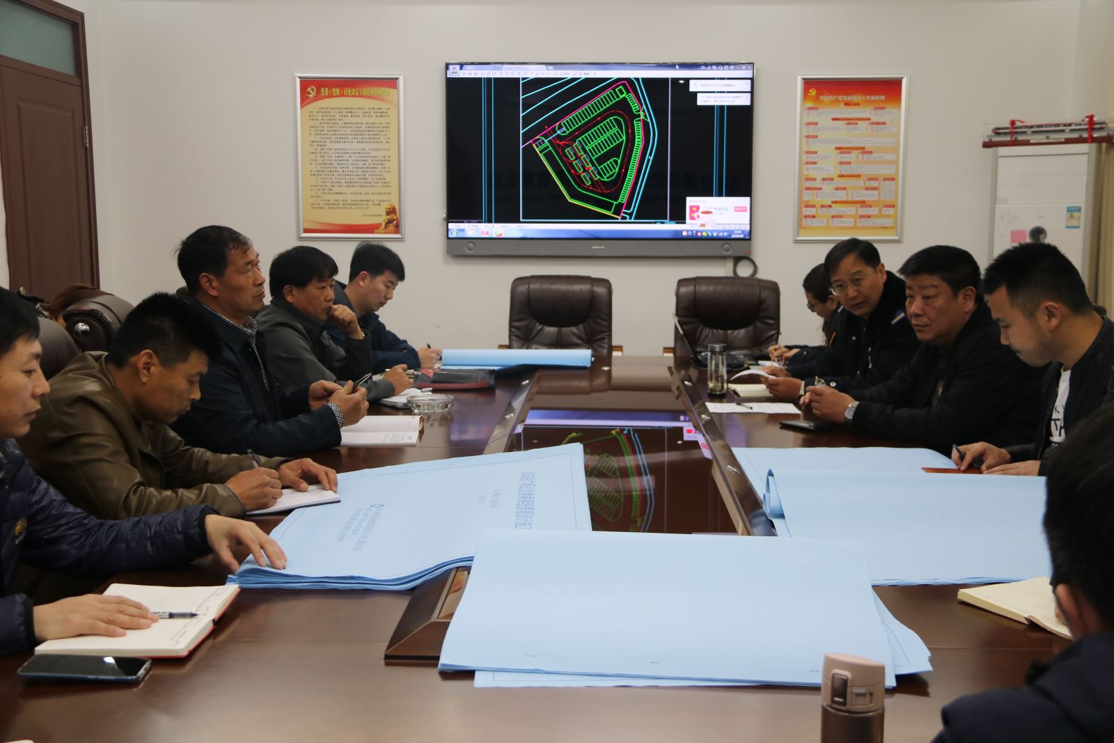 公交集團召開火車站公交換乘場站項目技術(shù)交底工作會議