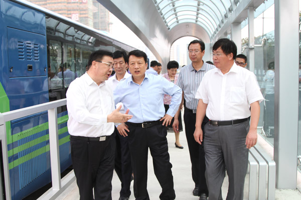 李強(qiáng)書(shū)記調(diào)研市區(qū)公共交通情況